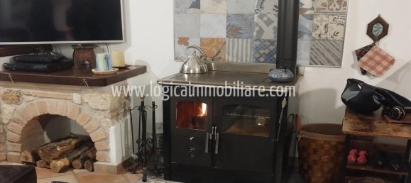8 rooms Apartment in Sarteano, Italy No. 62818 4