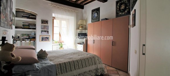 8 rooms Apartment in Sarteano, Italy No. 62818 9