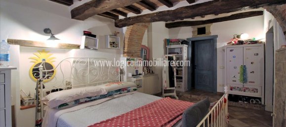 8 rooms Apartment in Sarteano, Italy No. 62818 14