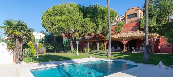 6 غرف نوم فيلا في Estepona, Spain رقم 18889 7