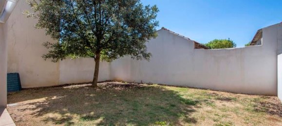 4 Schlafzimmer Haus in Yves, France, Nr. 319581 5