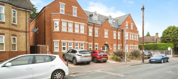 1 bedroom Apartment in Watford, United Kingdom No. 6814 33