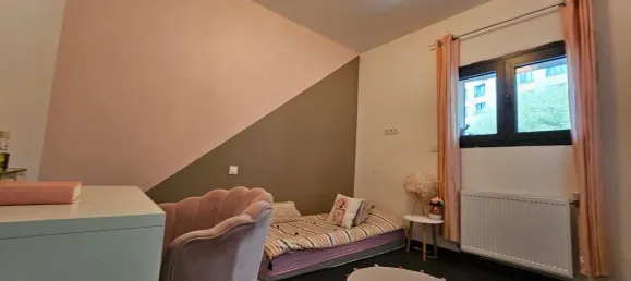 Dúplex de 4 dormitorios en Saint-Etienne, France No. 351099 9