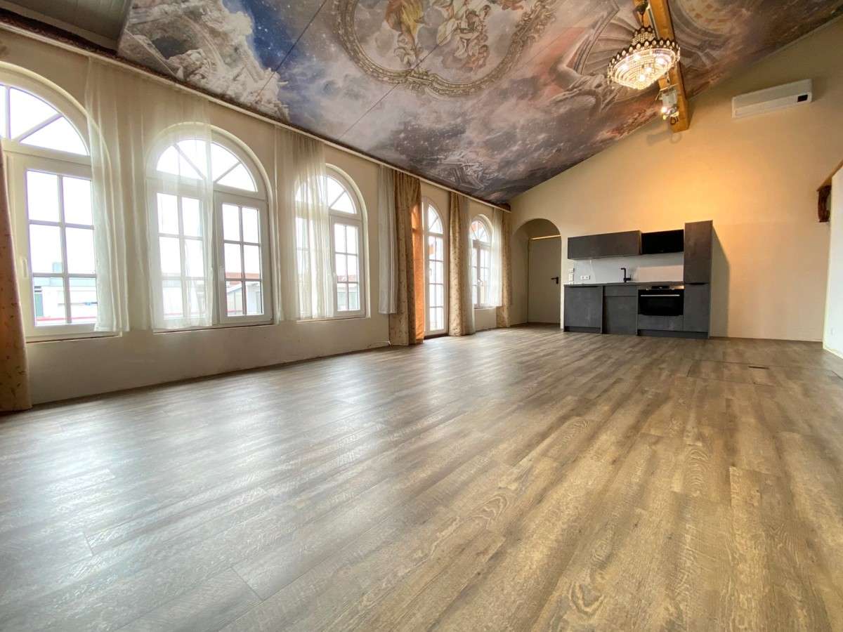 2-Zimmer Gewerbliche Immobilie in Ludwigsburg, Germany, Nr. 25182