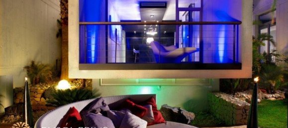 4 Schlafzimmer Villa in Benidorm, Spain, Nr. 1550 8