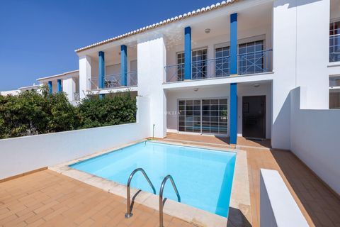 3 bedrooms House in Lagos, Portugal No. 355107