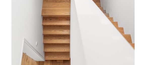 4 bedrooms Villa in Lisbon, Portugal No. 105985 29