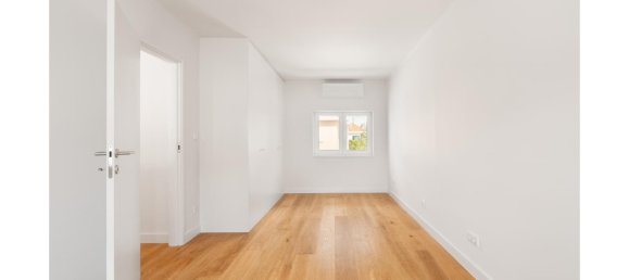 4 bedrooms Villa in Lisbon, Portugal No. 105985 39