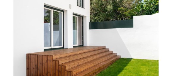 4 bedrooms Villa in Lisbon, Portugal No. 105985 26