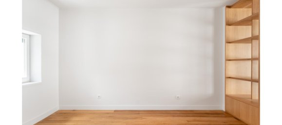 4 bedrooms Villa in Lisbon, Portugal No. 105985 10