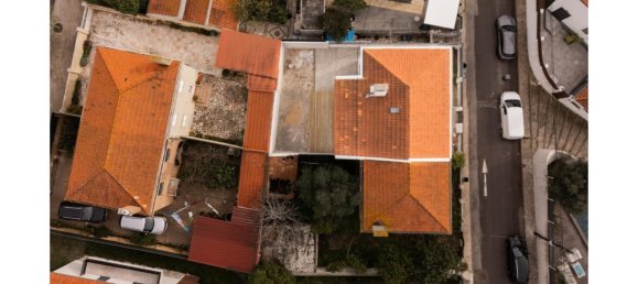 4 bedrooms Villa in Lisbon, Portugal No. 105985 4