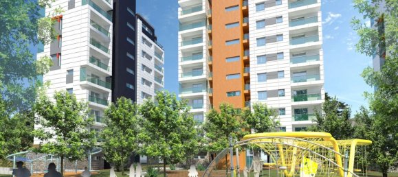 3 rooms Apartment in Carugo, Italy No. 107666 4