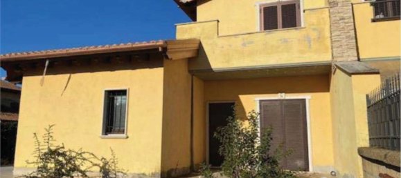 Дом с 5 комнатами в Непи, Италия № 227235 24