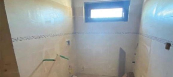 Дом с 5 комнатами в Непи, Италия № 227235 17