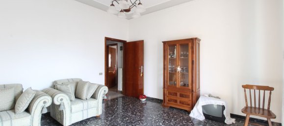 Квартира с 4 комнатами в Фучеккьо, Италия № 289682 5