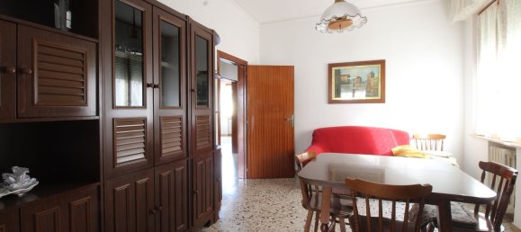 Квартира с 4 комнатами в Фучеккьо, Италия № 289682 24