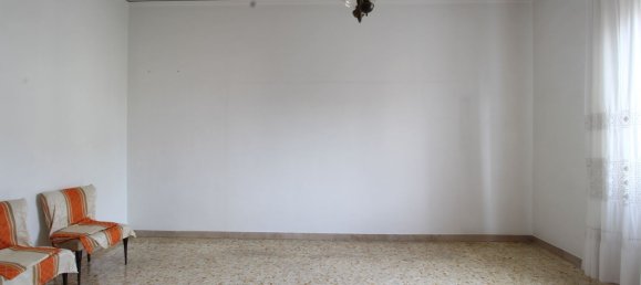 Квартира с 4 комнатами в Фучеккьо, Италия № 289682 10