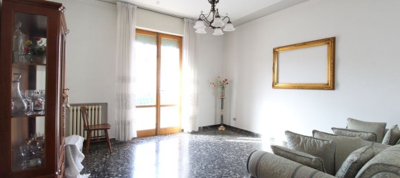 Квартира с 4 комнатами в Фучеккьо, Италия № 289682 2