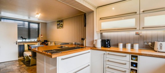 3 bedrooms House in Alford, United Kingdom No. 2030 5