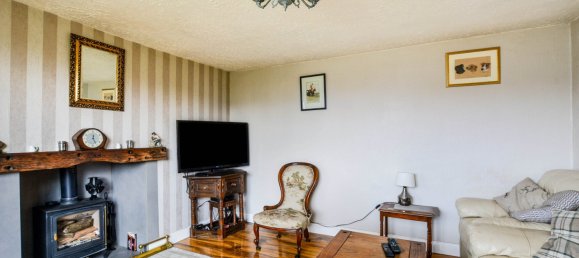 3 bedrooms House in Alford, United Kingdom No. 2030 2