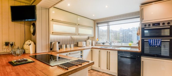 3 bedrooms House in Alford, United Kingdom No. 2030 7