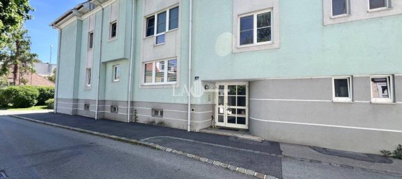 3-salle Appartement à Neunkirchen, Austria No. 132050 31