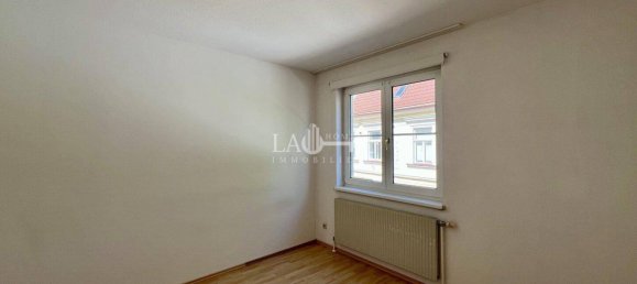 3-salle Appartement à Neunkirchen, Austria No. 132050 24