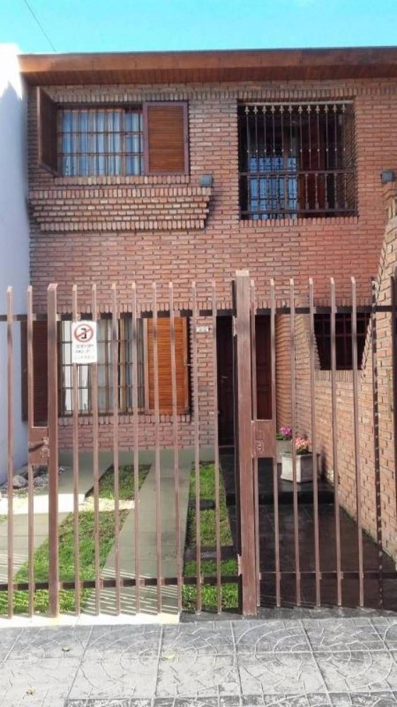 3 Schlafzimmer Haus in Buenos Aires, Argentina, Nr. 77470