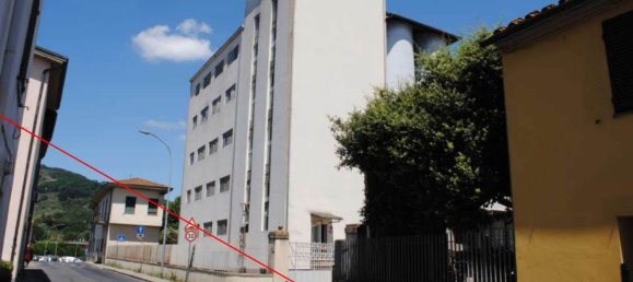 4908m² Warehouse in Lucca, Italy No. 362753 4