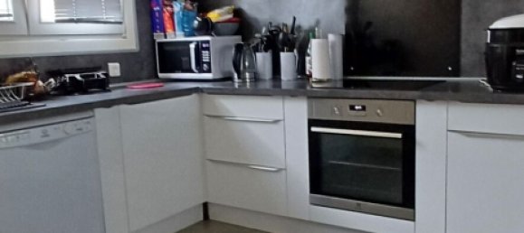 4 rooms House in Maurepas, France No. 291044 3