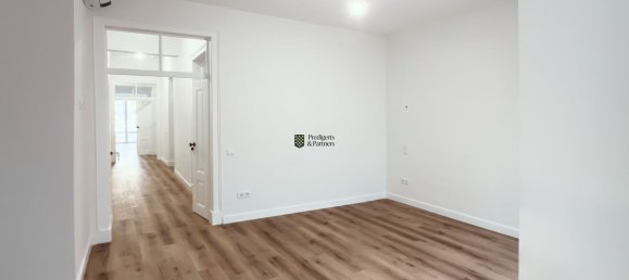 494m² Building in Portimao, Portugal No. 122153 8