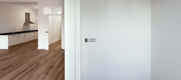 494m² Building in Portimao, Portugal No. 122153 2