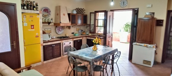 Villa de 5 habitaciónes en Balestrate, Italy No. 143402 39