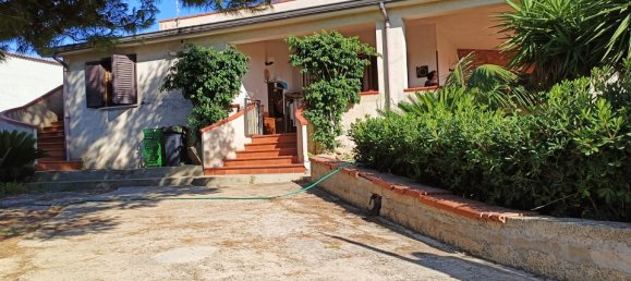 Villa de 5 habitaciónes en Balestrate, Italy No. 143402 24