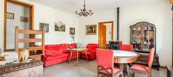 Grundstück in Reggio Emilia, Italy 1350m², Nr. 329135 11