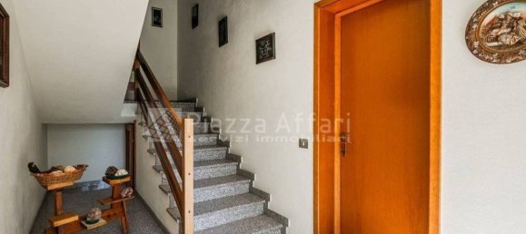 Grundstück in Reggio Emilia, Italy 1350m², Nr. 329135 19