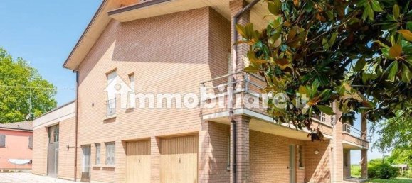 Grundstück in Reggio Emilia, Italy 1350m², Nr. 329135 5