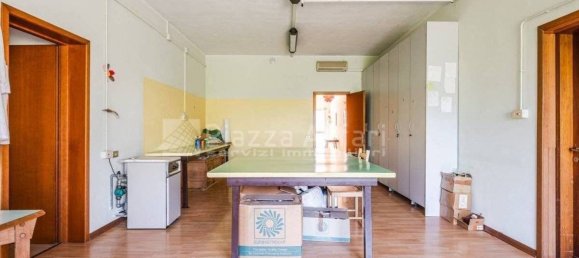 Grundstück in Reggio Emilia, Italy 1350m², Nr. 329135 13