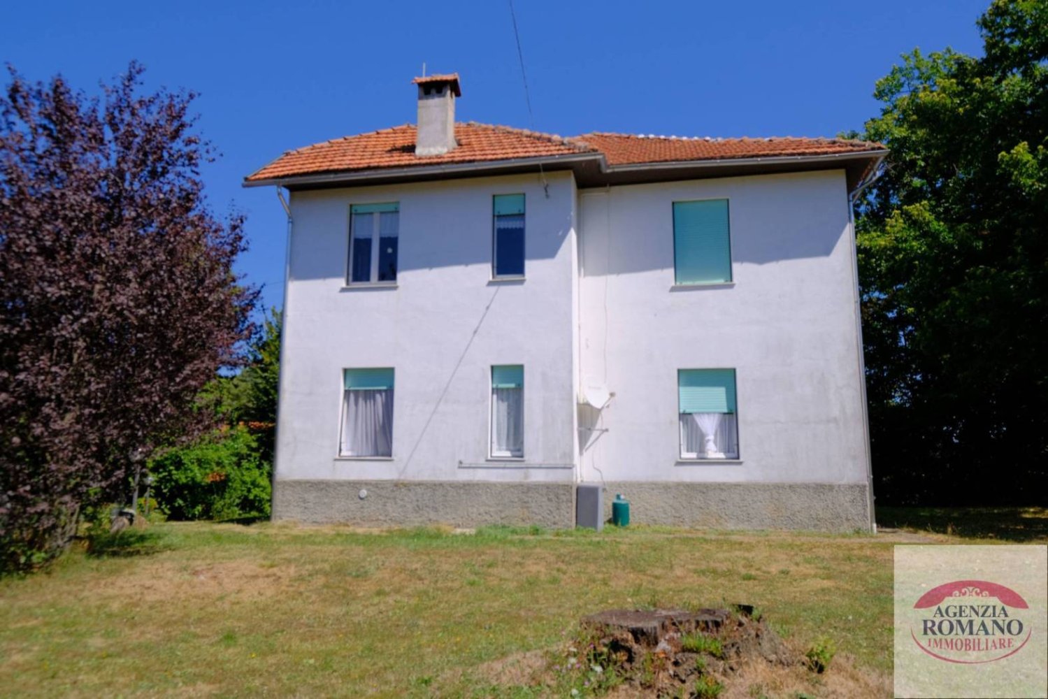Villa de 6 dormitorios en Sassello, Italy No. 351213