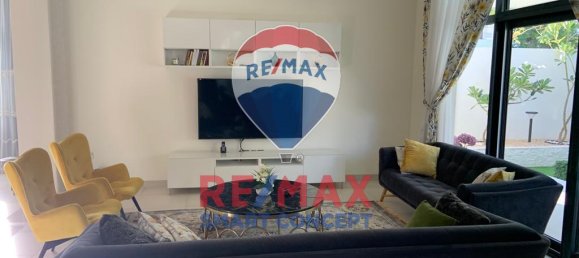 5 bedrooms Villa in Yas Island, UAE No. 37097 12