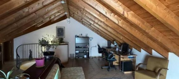 6 rooms Villa in Malnate, Italy No. 117219 36