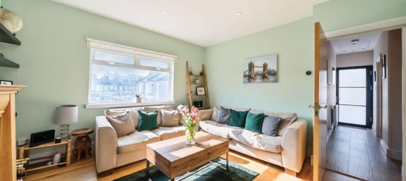 2 bedrooms Maisonette in London, United Kingdom No. 7676 7