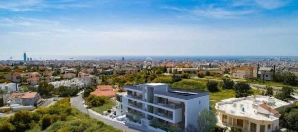 3 bedrooms Apartment in Limassol, Cyprus No. 19301 13