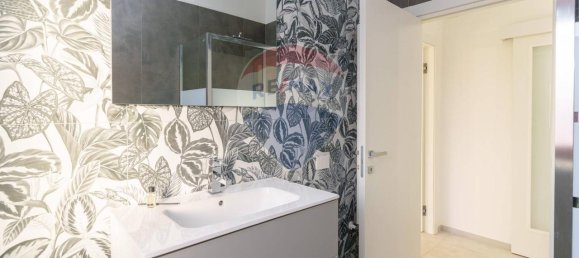 5 rooms Apartment in San Gregorio di Catania, Italy No. 37552 13