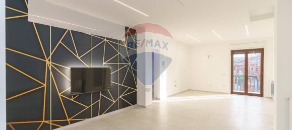 5 rooms Apartment in San Gregorio di Catania, Italy No. 37552 2