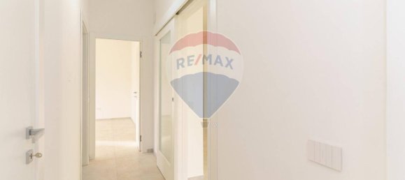 5 rooms Apartment in San Gregorio di Catania, Italy No. 37552 10