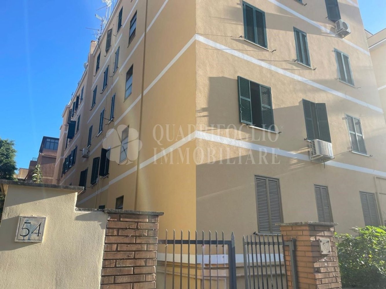 2 rooms Apartment in Rome, Italy No. 294894