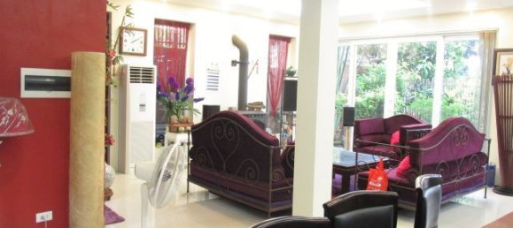 Villa de 5 dormitorios en Long Bien, Vietnam No. 4043 5