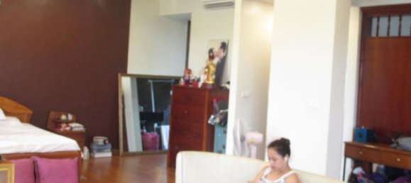 Villa de 5 dormitorios en Long Bien, Vietnam No. 4043 21