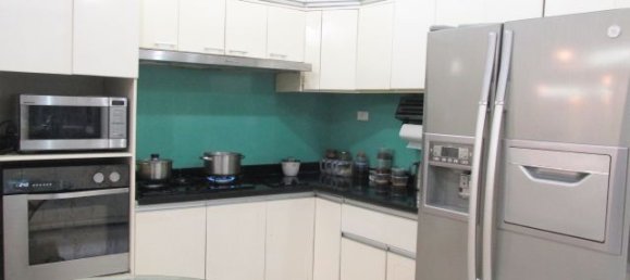 Villa de 5 dormitorios en Long Bien, Vietnam No. 4043 9